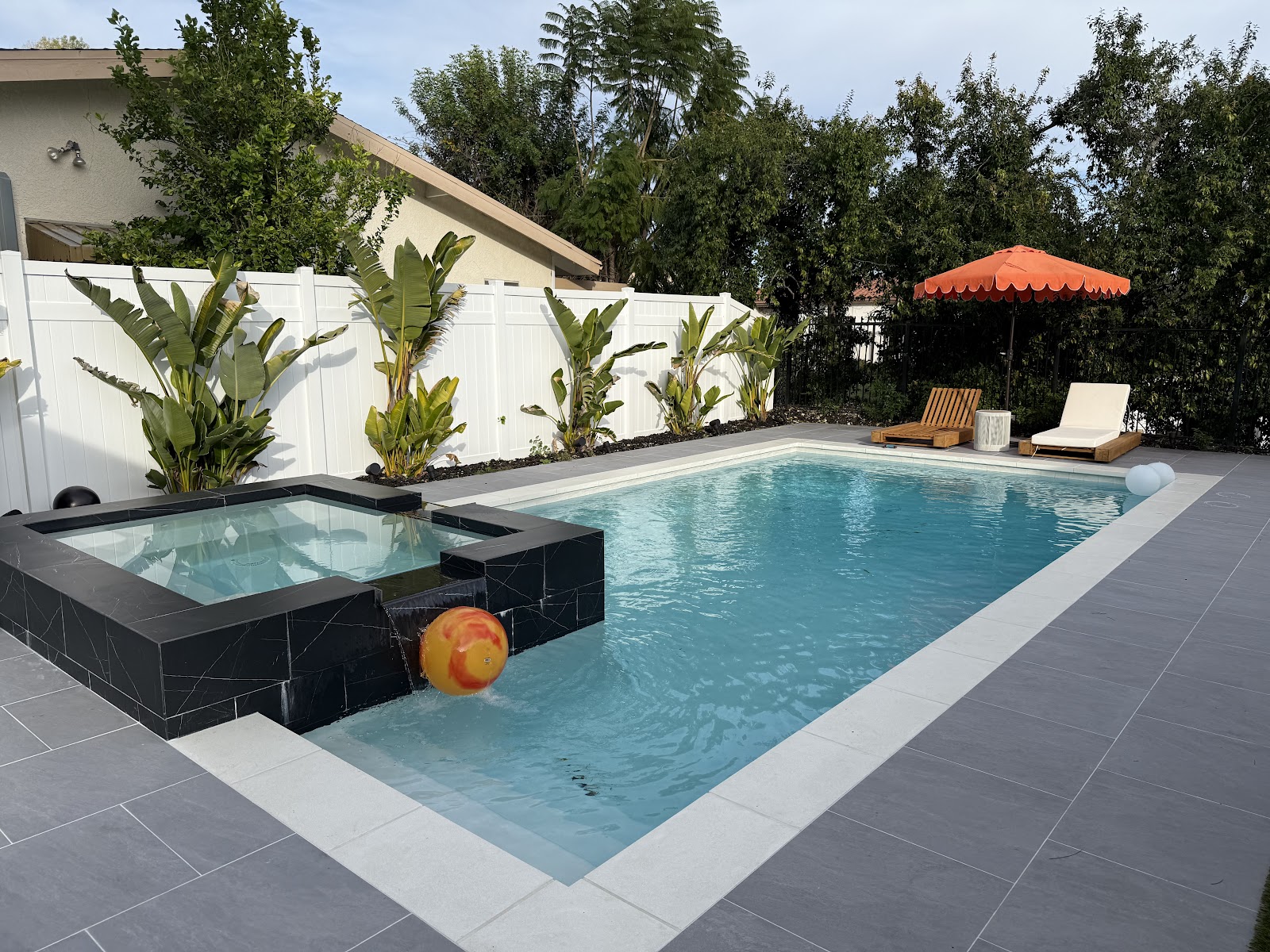Hillside Resort-Style Pool & Spa